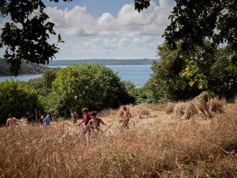 Faire un chantier, emprunter des faux